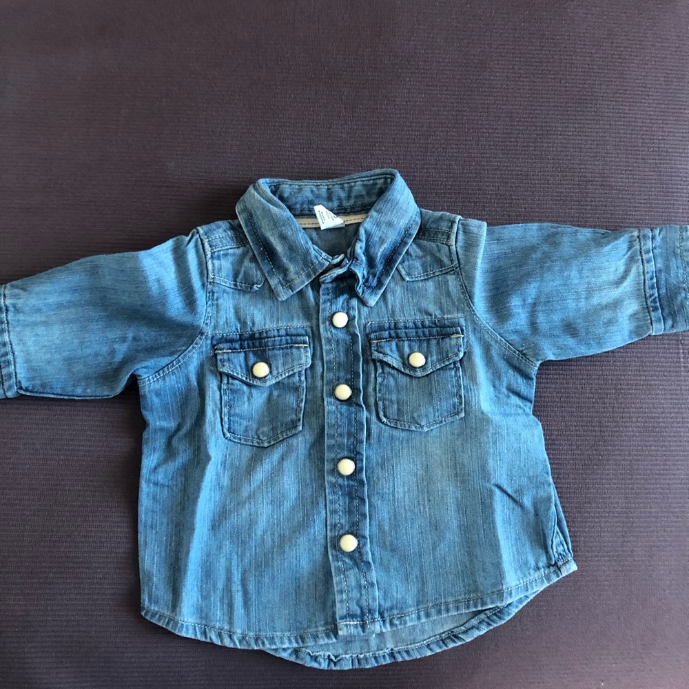 Denim baby top💙